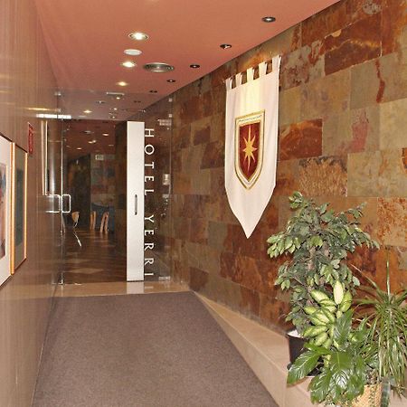 Hotel Yerri Эстелла Экстерьер фото