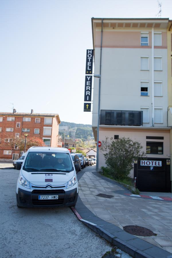 Hotel Yerri Эстелла Экстерьер фото