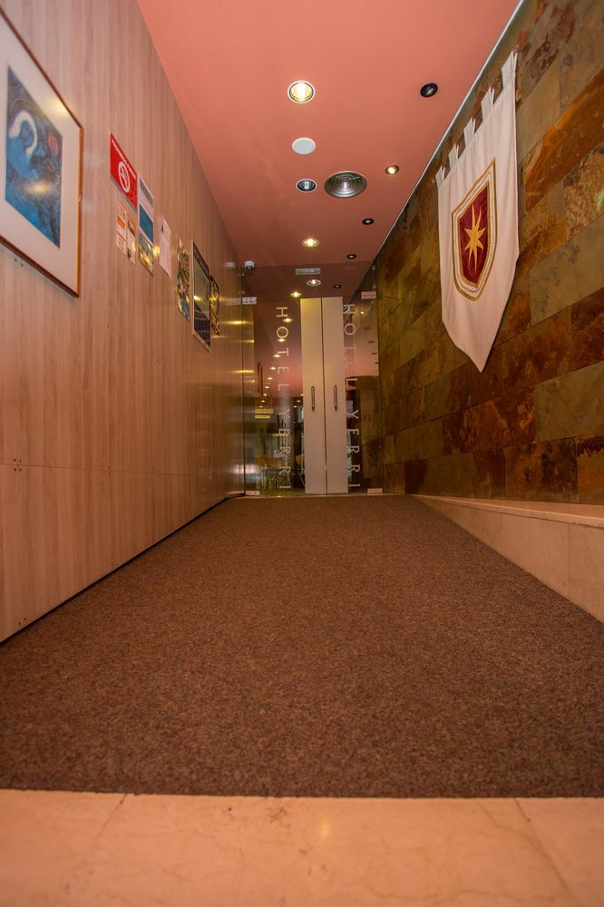 Hotel Yerri Эстелла Экстерьер фото